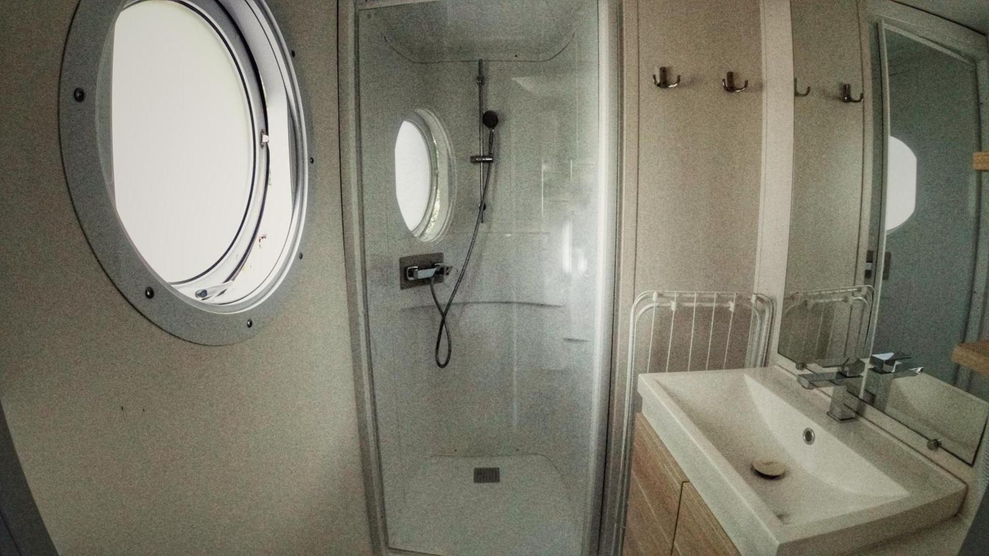 Triocamp Praha Hotel Ngoại thất bức ảnh