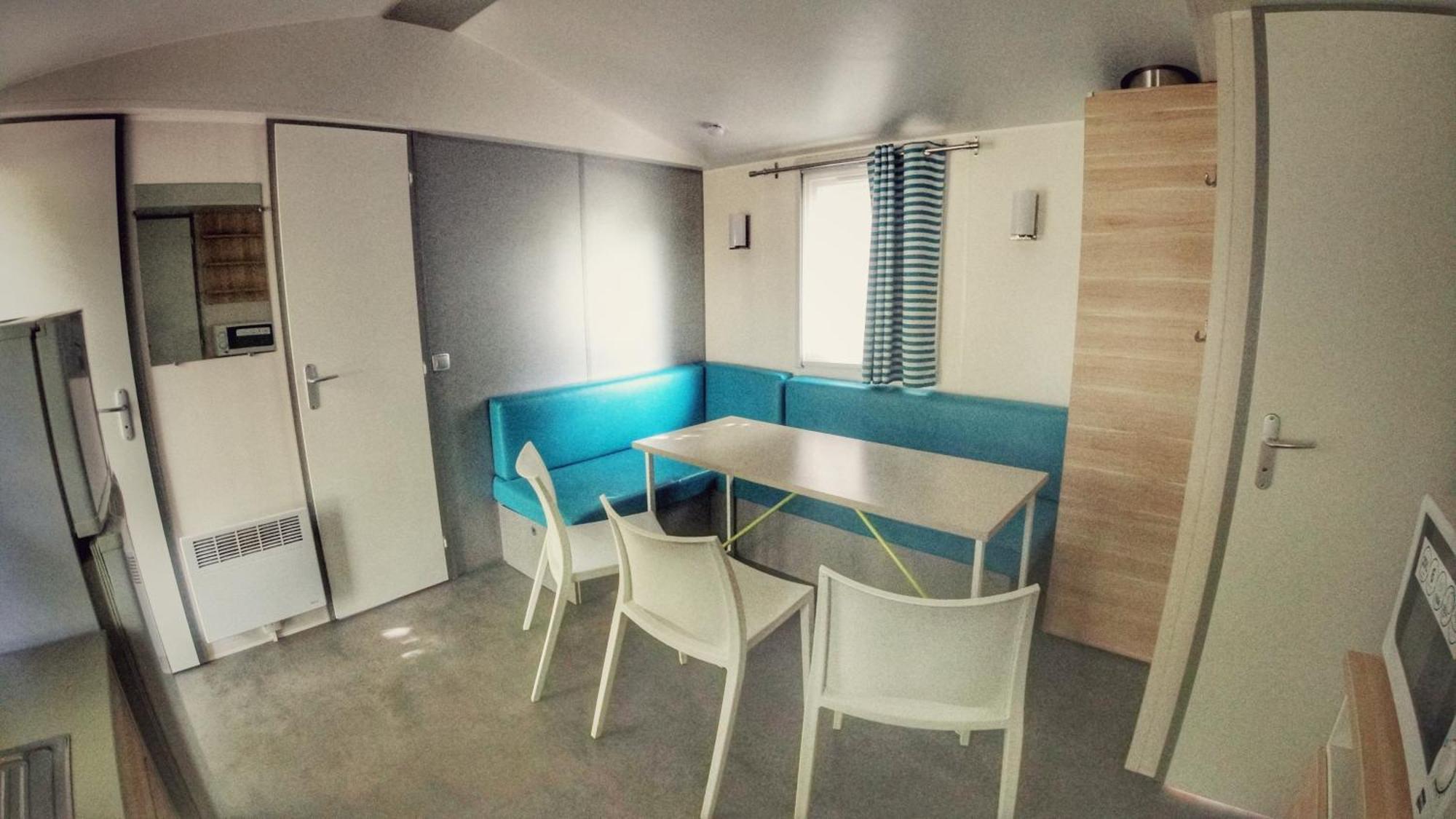 Triocamp Praha Hotel Ngoại thất bức ảnh
